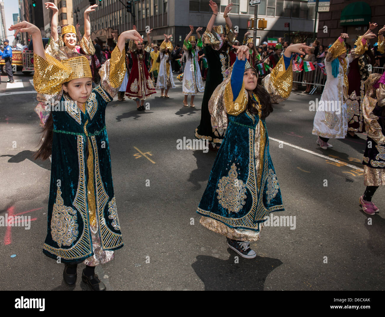 10. jährliche persische Parade an der Madison Avenue in New York Stockfoto 10. jährliche persische Parade an der Madison Avenue in New York Stockfoto