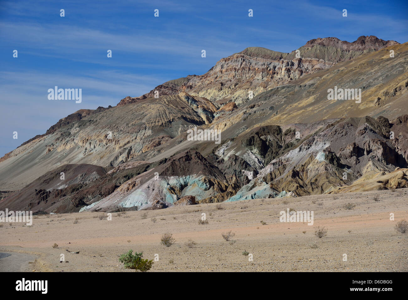 Bunte Felsen am Künstler-Palette. Death Valley Nationalpark, Kalifornien, USA. Stockfoto