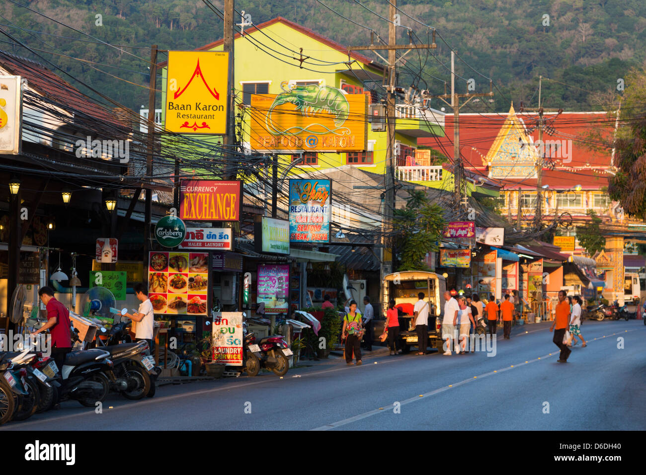 Karon Beach (Zentrum) - Phuket - Thailand Stockfoto