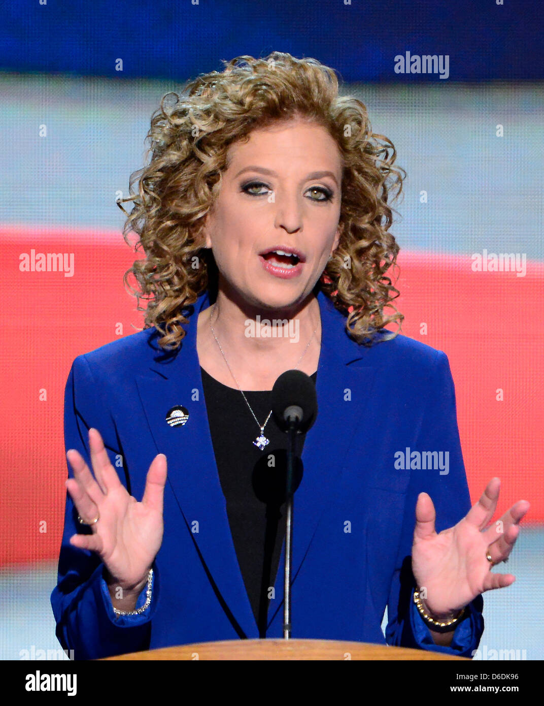 US-amerikanischer Jurist Debbie Wasserman Schultz (Demokrat von Florida), Vorsitzender des Democratic National Committee macht Bemerkungen bei Democratic National Convention 2012 in Charlotte, North Carolina auf Donnerstag, 6. September 2012. . Bildnachweis: Ron Sachs / CNP. (Einschränkung: keine New York oder New Jersey Zeitungen oder Zeitungen im Umkreis 75 Meilen von New York City) Stockfoto