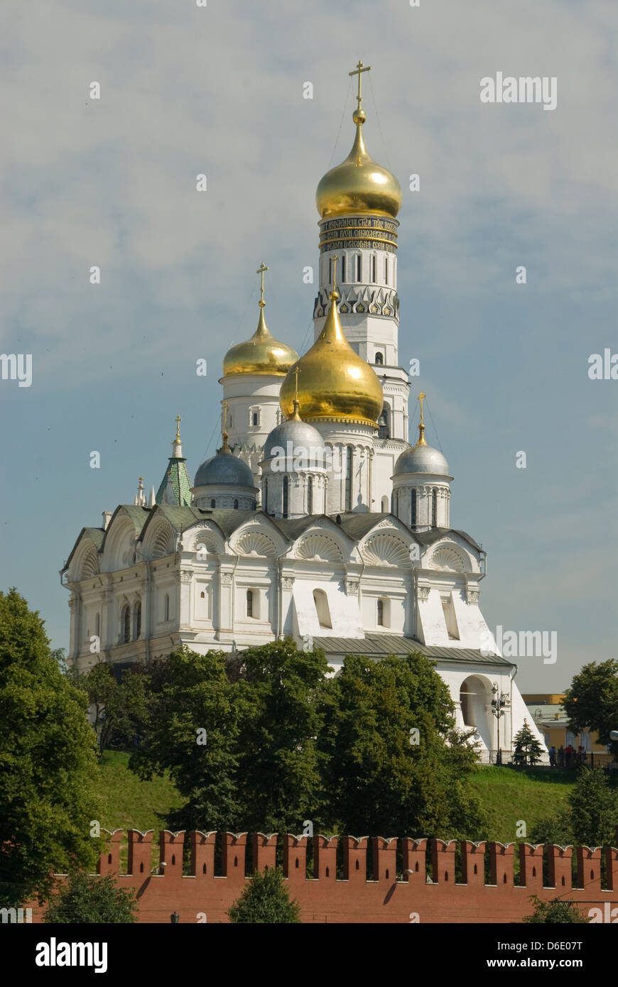 Erzengel-Kathedrale und Iwan der große Glockenturm, Kreml, Moskau Stockfoto