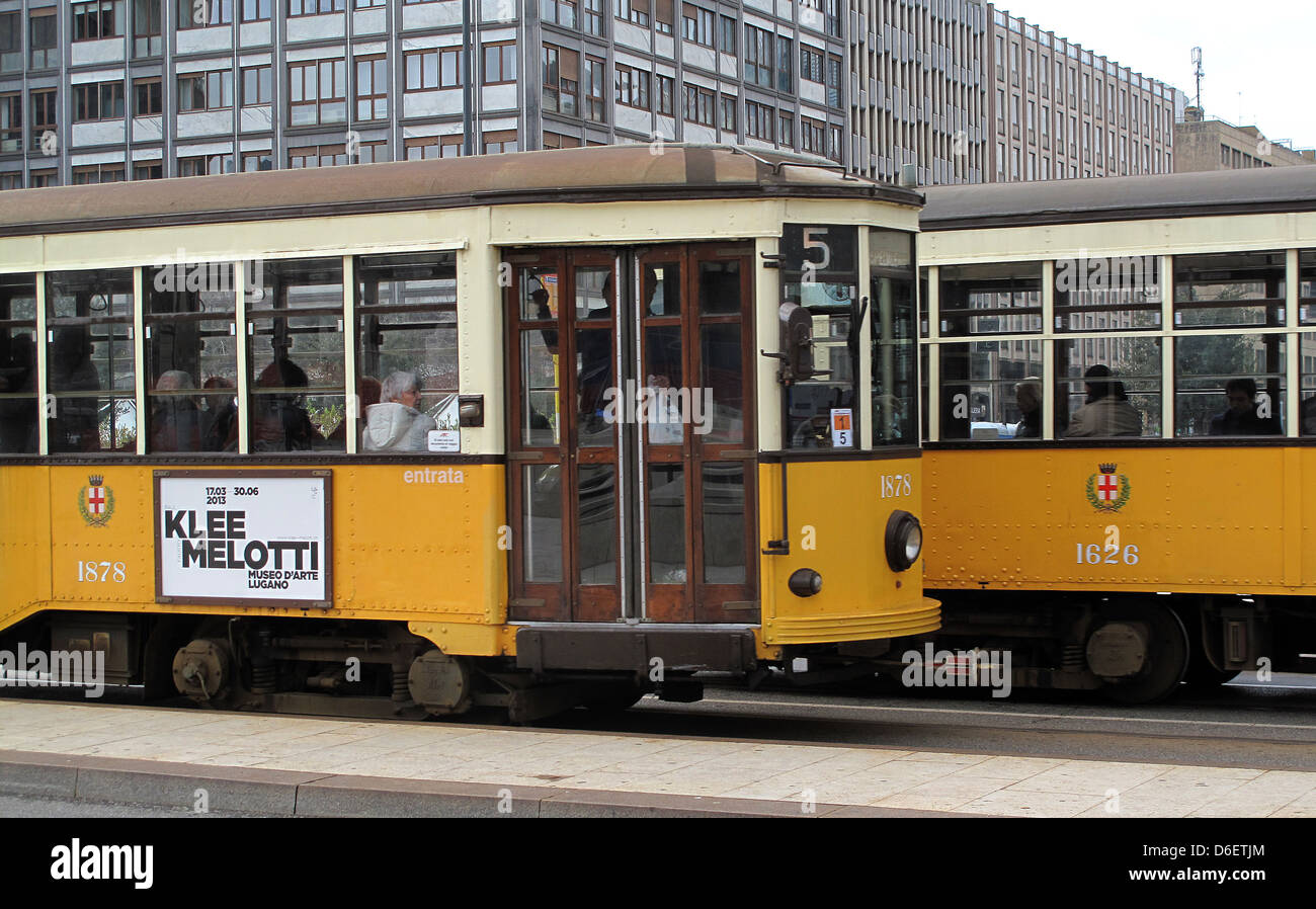 Klassischen Straßenbahn im Zentrum von Mailand Italien Stockfoto