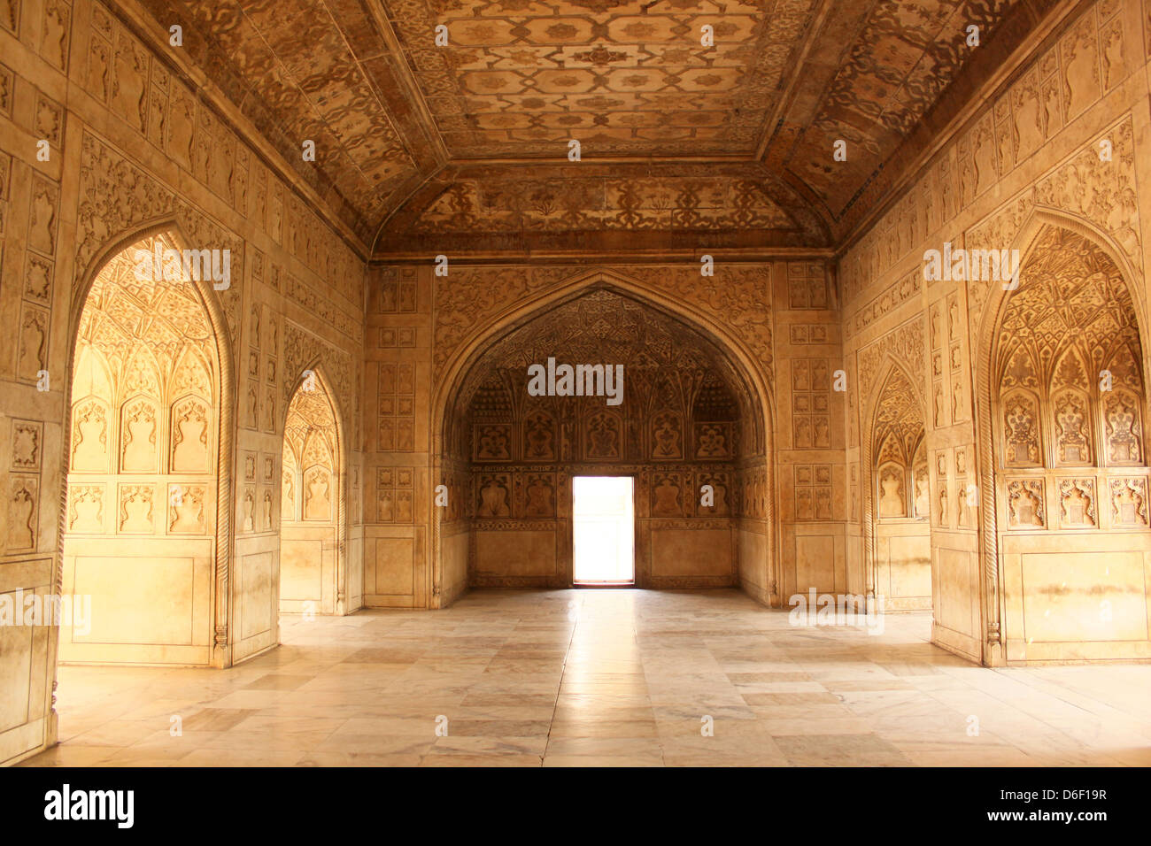 Prinzessin Schlafzimmer, sehr reich verzierte Interieur des Agra Fort UNESCO Weltkulturerbe Agra, Uttar Pradesh, Indien Stockfoto