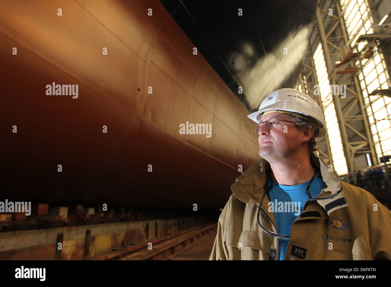 Flensburg, Deutschland, Naval Architect bei der FSG Torsten Riedmann mit dem Bau von RoRo-Fähre Ruck Power Seat Stockfoto