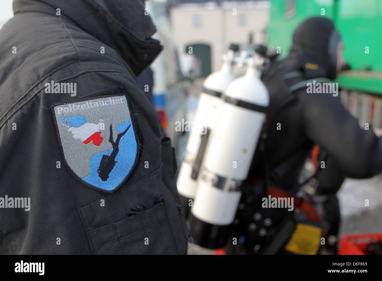 Flensburg, Deutschland, Polizei-Taucher Tauchen Bereitschaft Eutin im Flensburger Hafen Stockfoto