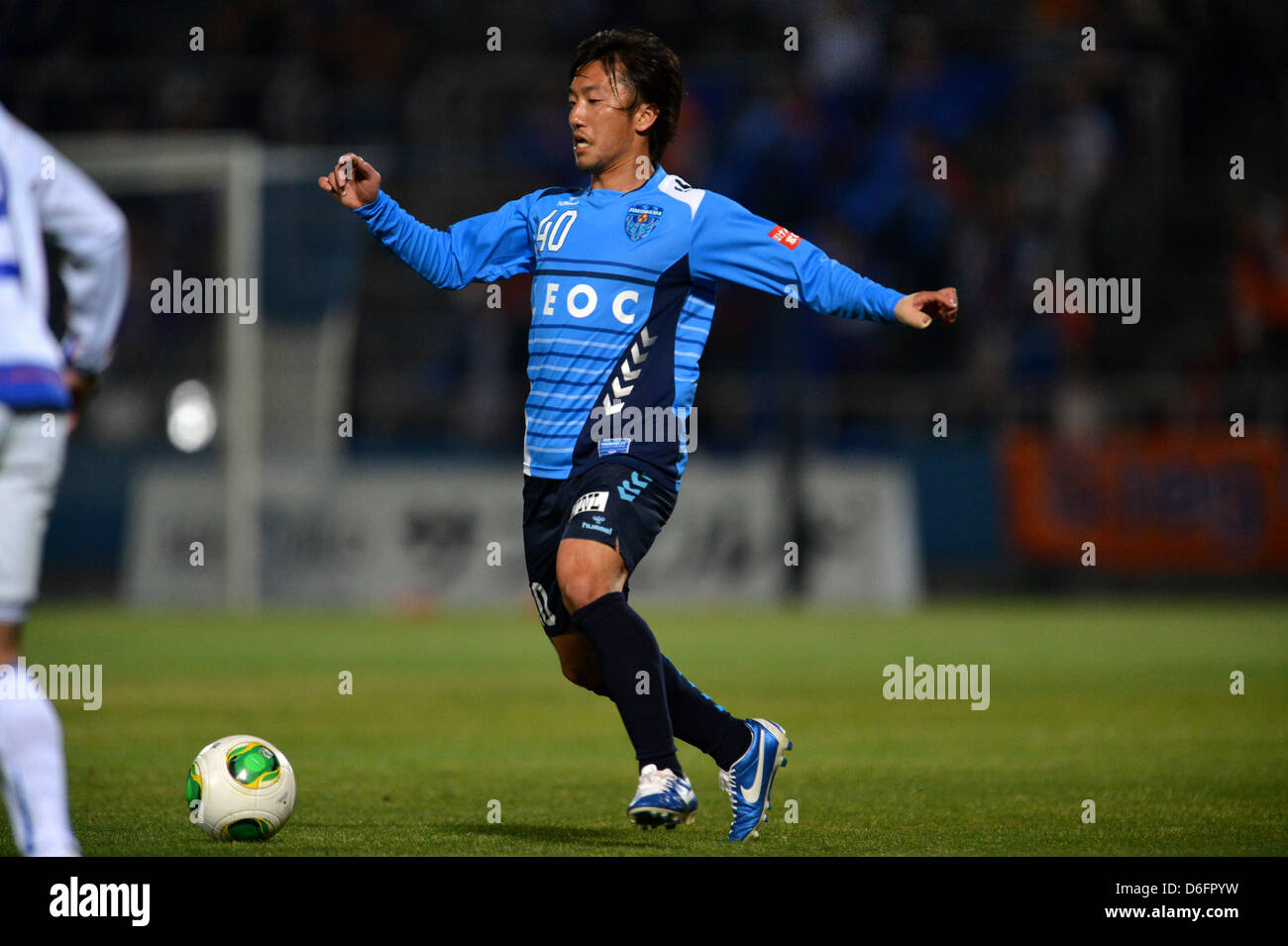 Shinichi Terada (Yokohama FC), 17. April 2013 - Fußball /Soccer: 2013 J.LEAGUE Division 2, 9. sec match zwischen Yokohama FC 1-2 V Varen Nagasaki im NHK Spring Mitsuzawa Fußballstadion, Kanagawa, Japan. (Foto von Jun Tsukida/AFLO SPORT) Stockfoto