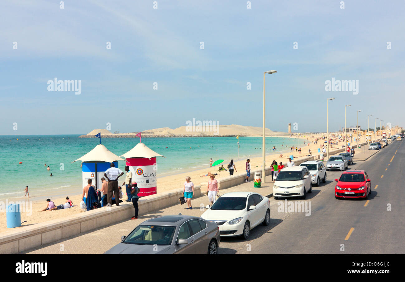 Der öffentliche Strand von Jumeirah, Dubai, Vereinigte Arabische Emirate Stockfoto