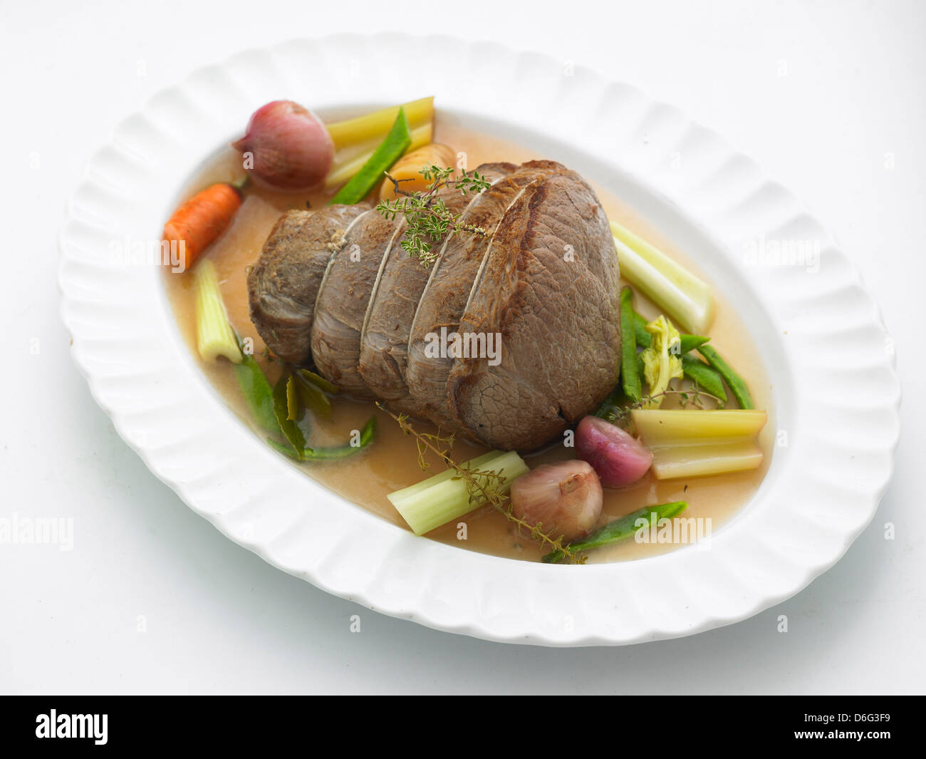 Rindfleisch-Gelenk mit Gemüse Stockfoto