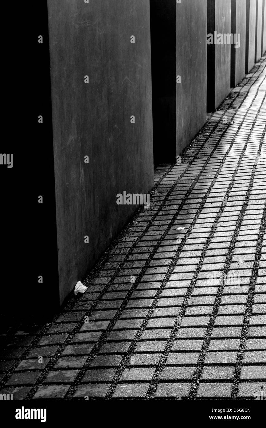 Holocaust-Mahnmal in Berlin-Deutschland in den späten Nachmittag Licht im April getroffen Stockfoto