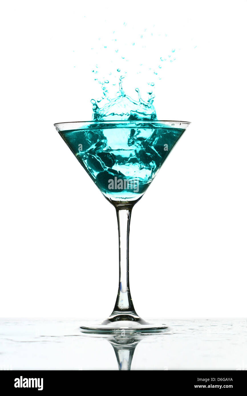 Martini Glas Splash Bar Hintergrund Stockfoto