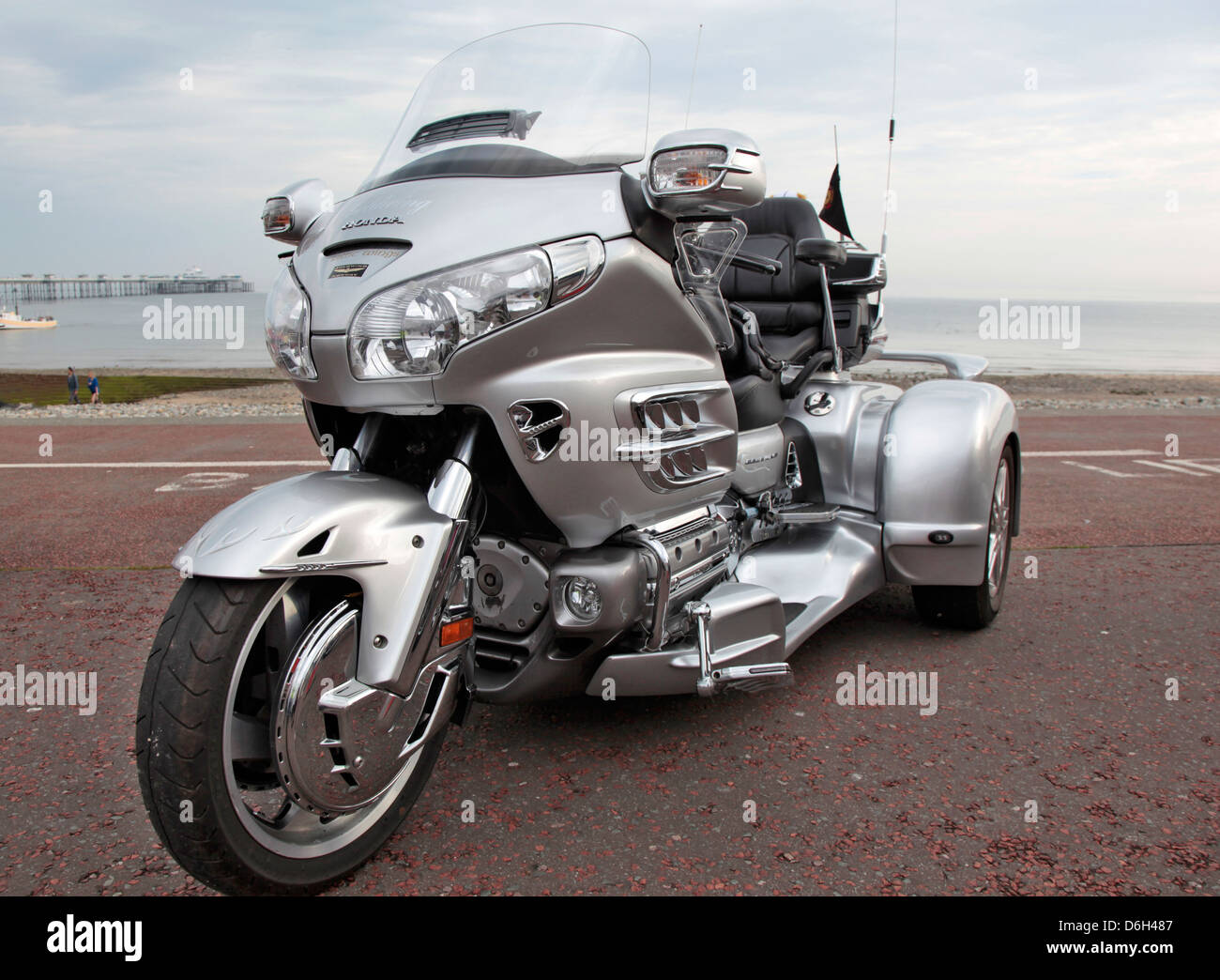 Eine Honda Goldwing Trike auf der Promenade in Llandudno Conwy UK Stockfoto