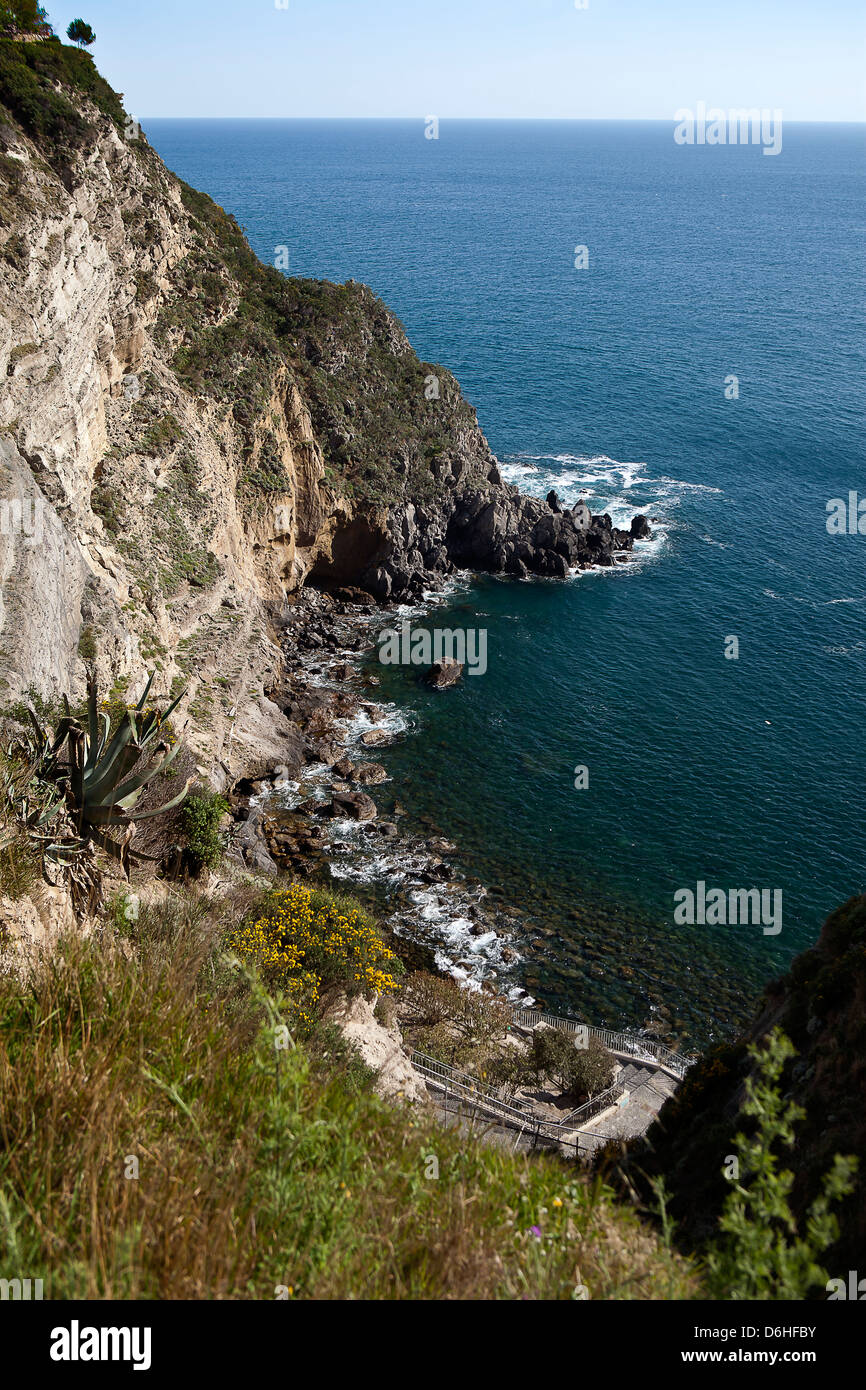 Sorgeto Bucht, Insel Ischia, Italien Stockfoto