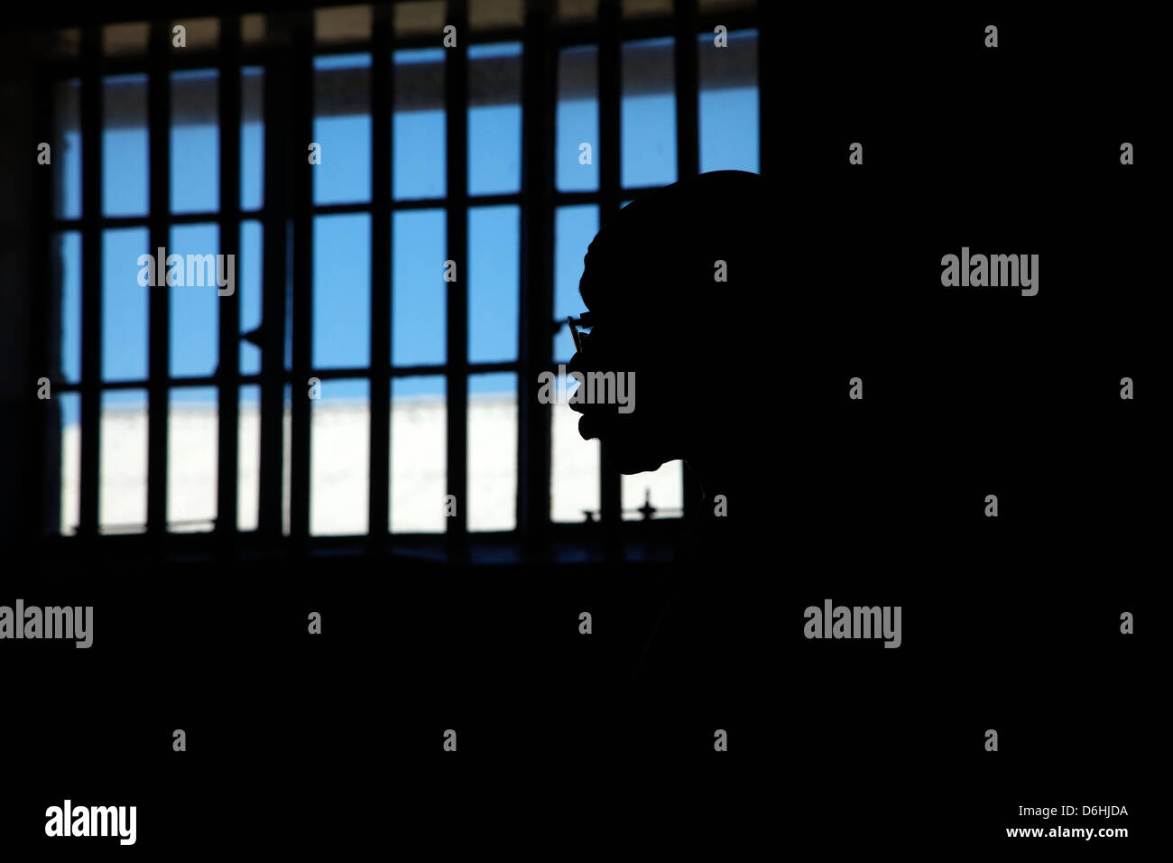Reiseleiter und Ex-politischen Gefangenen Häftling, Gefängnisinsel Robben, Table Bay, Kapstadt, Südafrika Stockfoto