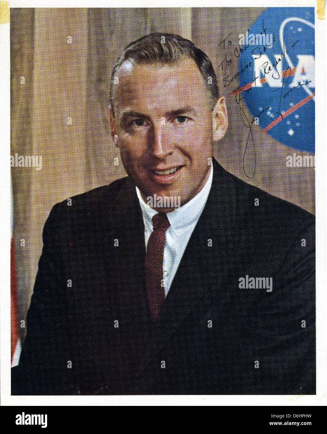 James Lovell, Astronaut bei Apollo 13 und Gemini 7 Missionen, ist auf diesem Foto zu sehen. Lovells Karriere in der Raumfahrt trug maßgeblich zur Erforschung der Raumfahrt der NASA bei. Stockfoto James Lovell, Astronaut bei Apollo 13 und Gemini 7 Missionen, ist auf diesem Foto zu sehen. Lovells Karriere in der Raumfahrt trug maßgeblich zur Erforschung der Raumfahrt der NASA bei. Stockfoto