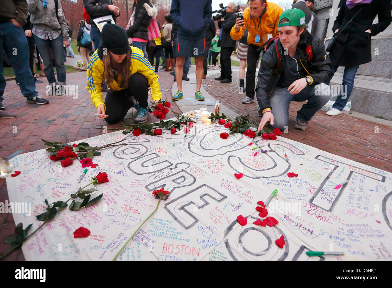 Kerzenlicht-Mahnwache am Boston Common nach Explosionen auf der Ziellinie des Boston-Marathons Stockfoto