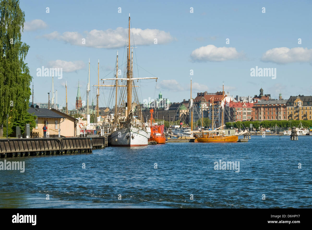 Boote vertäut am Skeppsholmen, Stockholm, Schweden Stockfoto