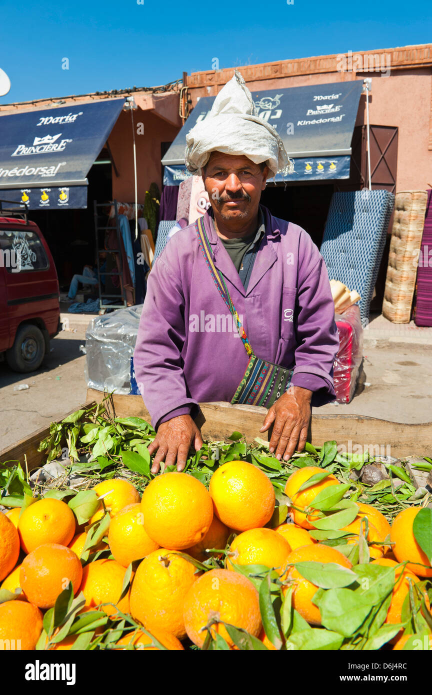Orange Verkäufer, Afrika, Nordafrika, Marokko, Marrakesch (Marrakech) Stockfoto