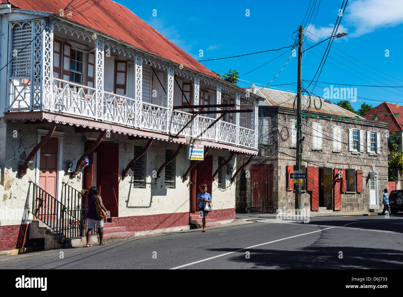 Die Innenstadt von Charlestown, Hauptstadt der Insel Nevis, St. Kitts und Nevis, Leeward-Inseln, West Indies, Karibik, Mittelamerika Stockfoto