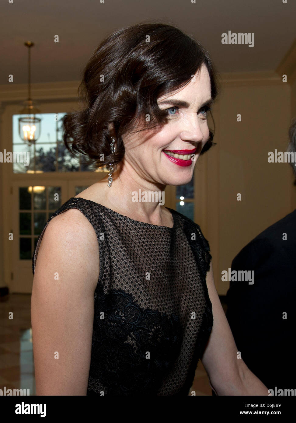 Elizabeth Lee McGovern kommt für den offiziellen Dinner zu Ehren von Premierminister David Cameron von Großbritannien und seine Frau, Samantha im White in Washington, D.C. am Dienstag, den 14. März 2012..Credit Haus: Ron Sachs / CNP. (Einschränkung: keine New York oder New Jersey Zeitungen oder Zeitungen im Umkreis 75 Meilen von New York City) Stockfoto