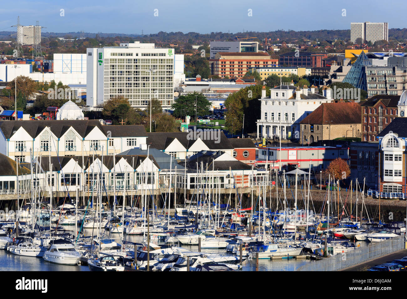Stadtkai und Yacht Marina, Southampton, Hampshire, England, Vereinigtes Königreich, Europa Stockfoto
