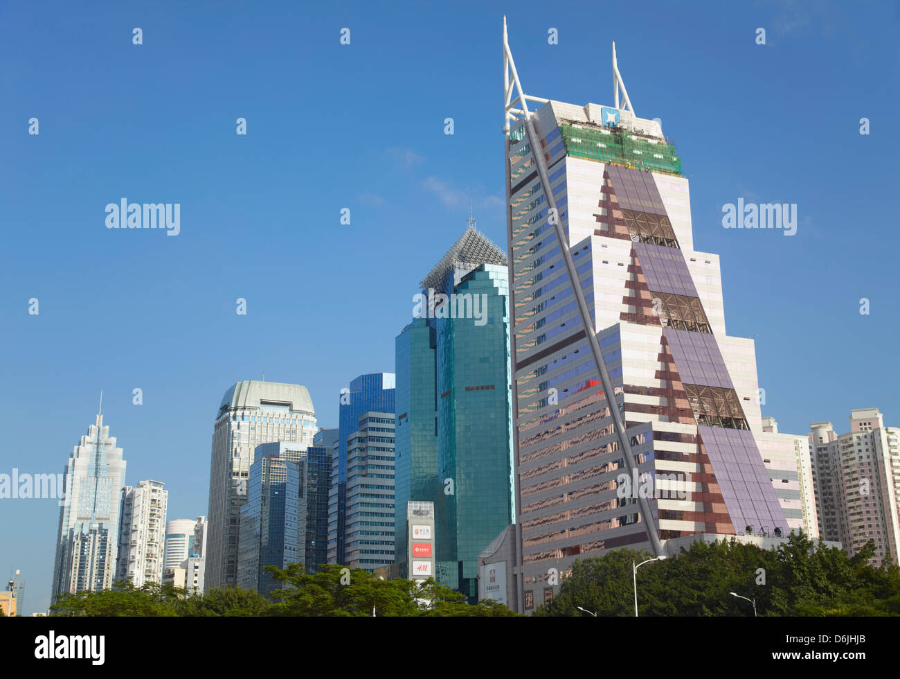 Wolkenkratzer in der Innenstadt von Shenzhen, Guangdong, China, Asien Stockfoto