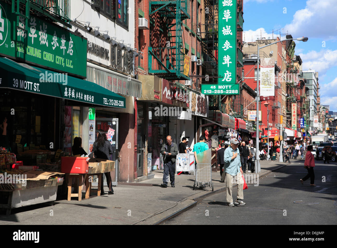 Straßenszene, Chinatown, Manhattan, New York City, Vereinigte Staaten von Amerika, Nordamerika Stockfoto