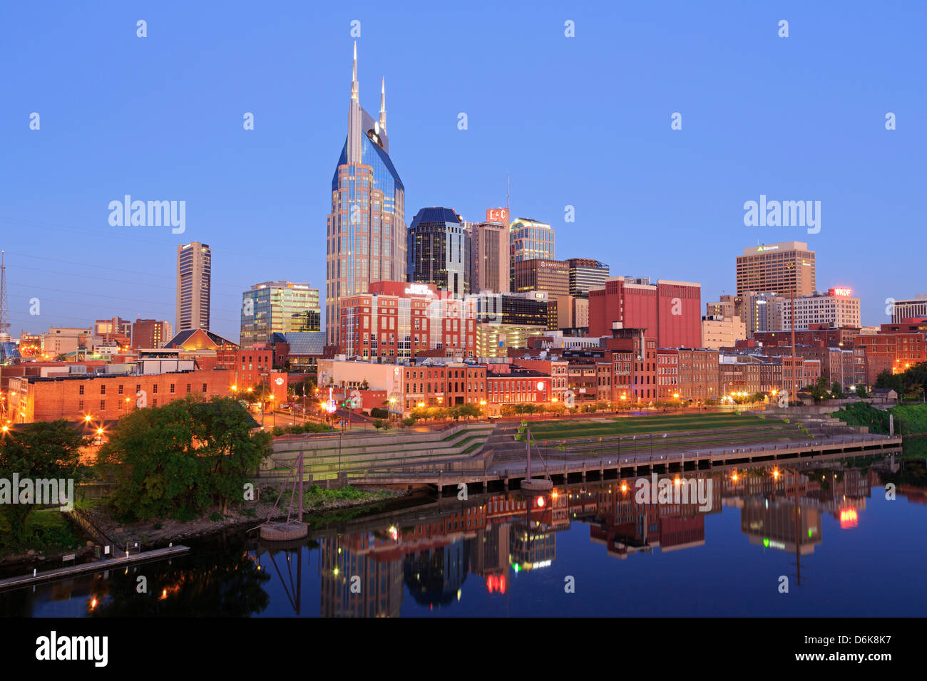 Skyline von Cumberland River und Nashville, Tennessee, Vereinigte Staaten von Amerika, Nordamerika Stockfoto