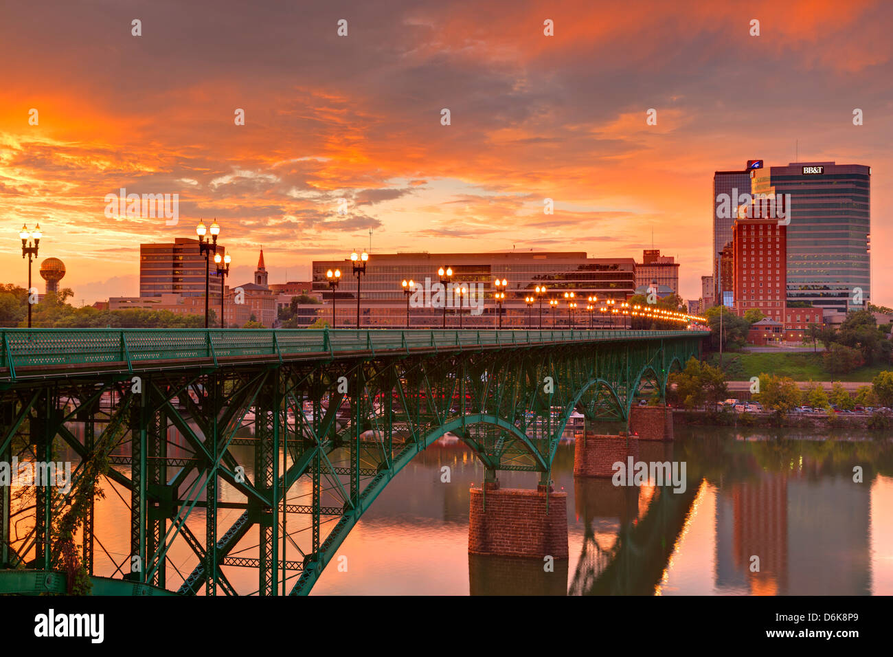 Gay Street Bridge und Tennessee River, Knoxville, Tennessee, Vereinigte Staaten von Amerika, Nordamerika Stockfoto