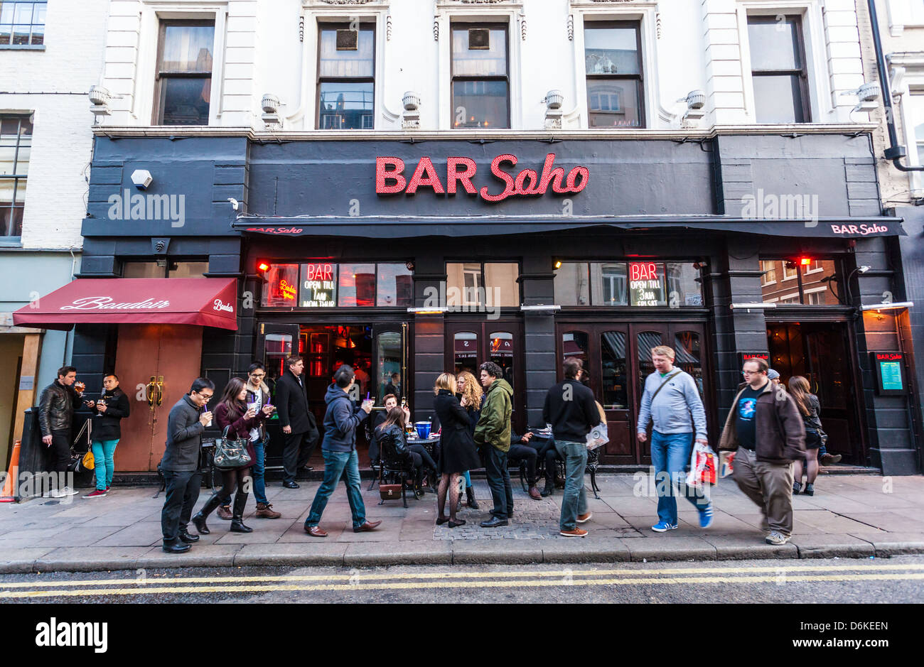 Bar Soho, Old Compton Street, Soho, London, Großbritannien. Stockfoto