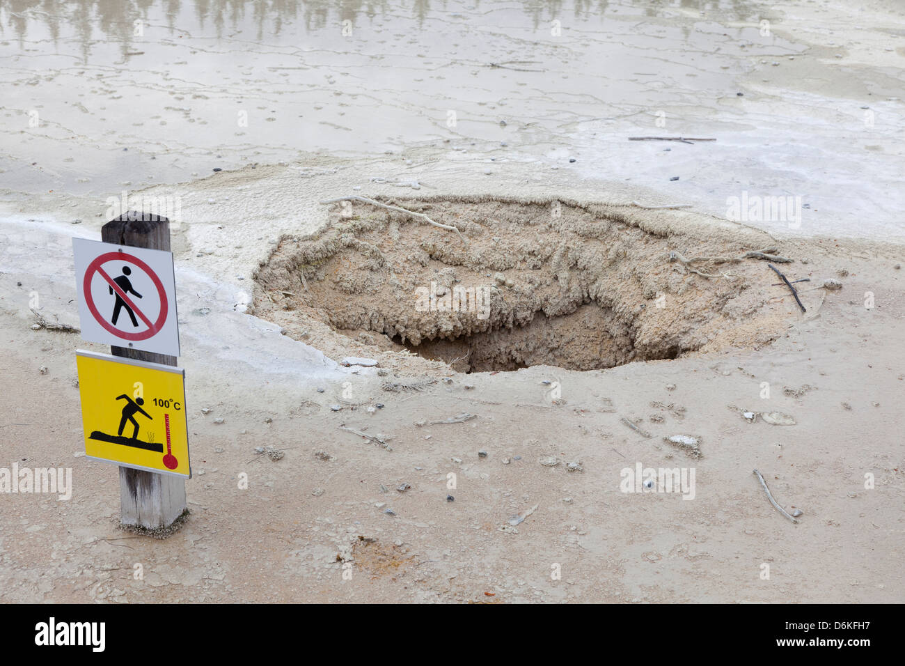 Jean Batten Geysir in Wai-O-Tapu Geothermal Reserve Rotorua, Neuseeland Stockfoto