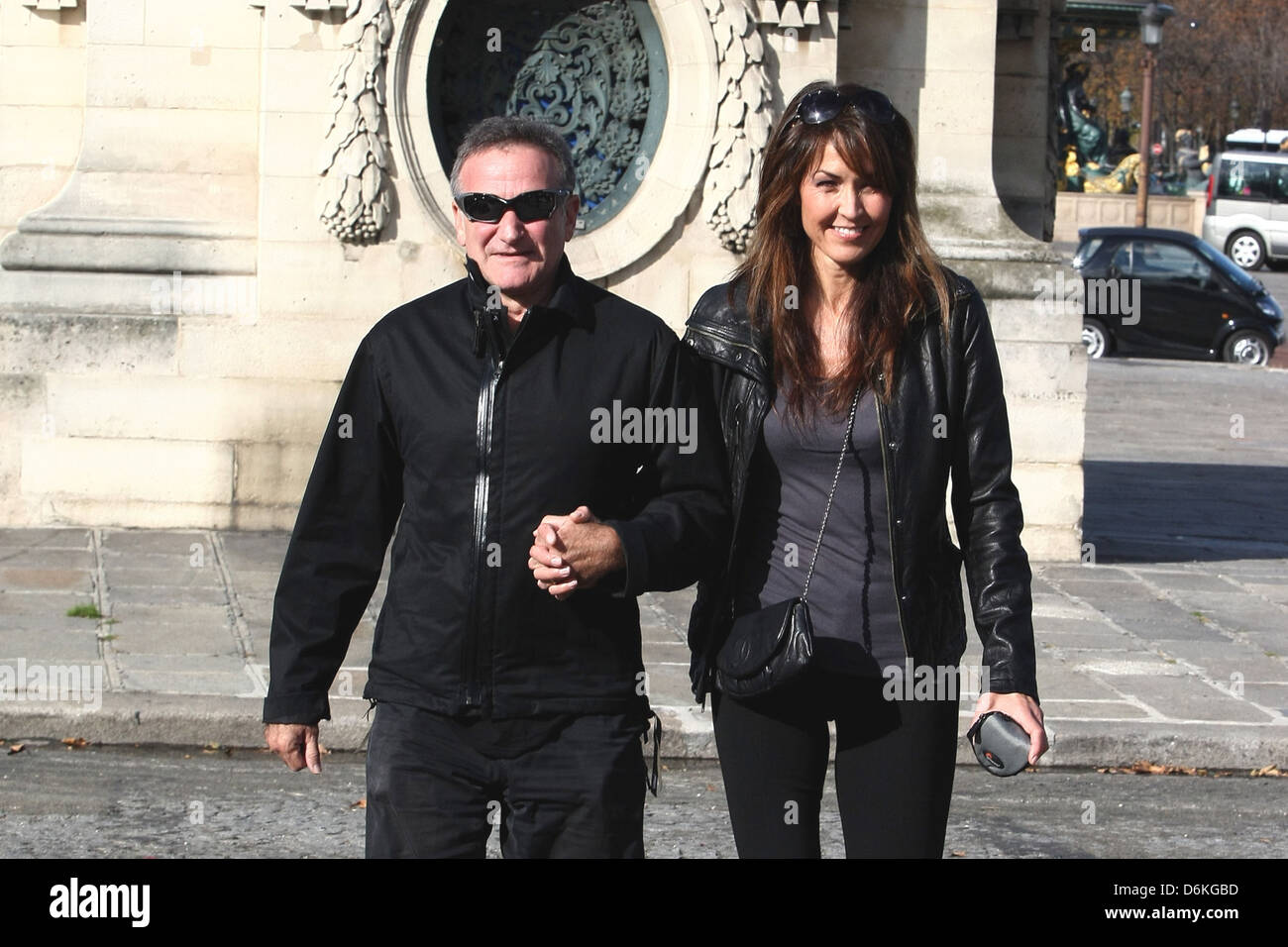Brautpaar Robin Williams und seine Frau Susan Schneider gesehen Sightseeing an der Place De La Concorde in Paris Paris, Frankreich - Stockfoto