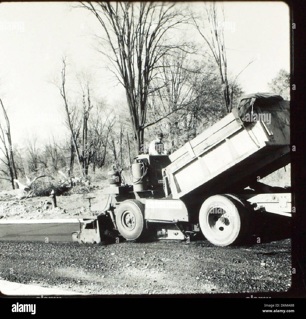 Continental Motors ist bekannt für seine Motoren, die in einer Vielzahl von Flugzeugen eingesetzt werden. Die Triebwerke des Unternehmens spielten eine wesentliche Rolle bei der Weiterentwicklung der Luftfahrttechnologie, da sie über mehrere Jahrzehnte sowohl zivile als auch militärische Flugzeuge antreiben. Stockfoto