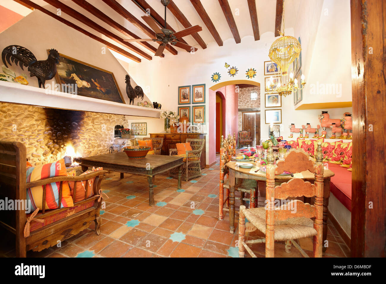 Küche verrückt Pudel Spaß helle Farben Beverly Feldman Schuh Designer Haus Alicante Spanien Stockfoto Küche verrückt Pudel Spaß helle Farben Beverly Feldman Schuh Designer Haus Alicante Spanien Stockfoto