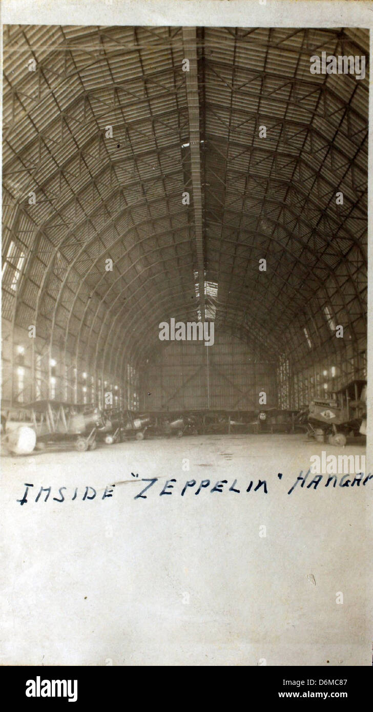 Postkarte, innen Zeppelin hangar Stockfoto