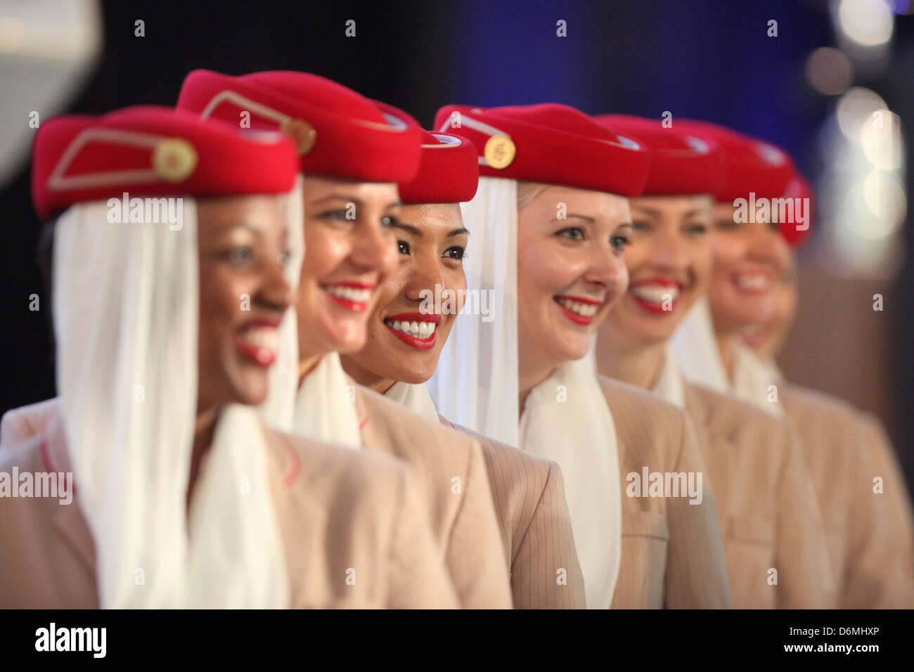 Dubai, Vereinigte Arabische Emirate, die Emirates Airline Stewardessen Stockfoto