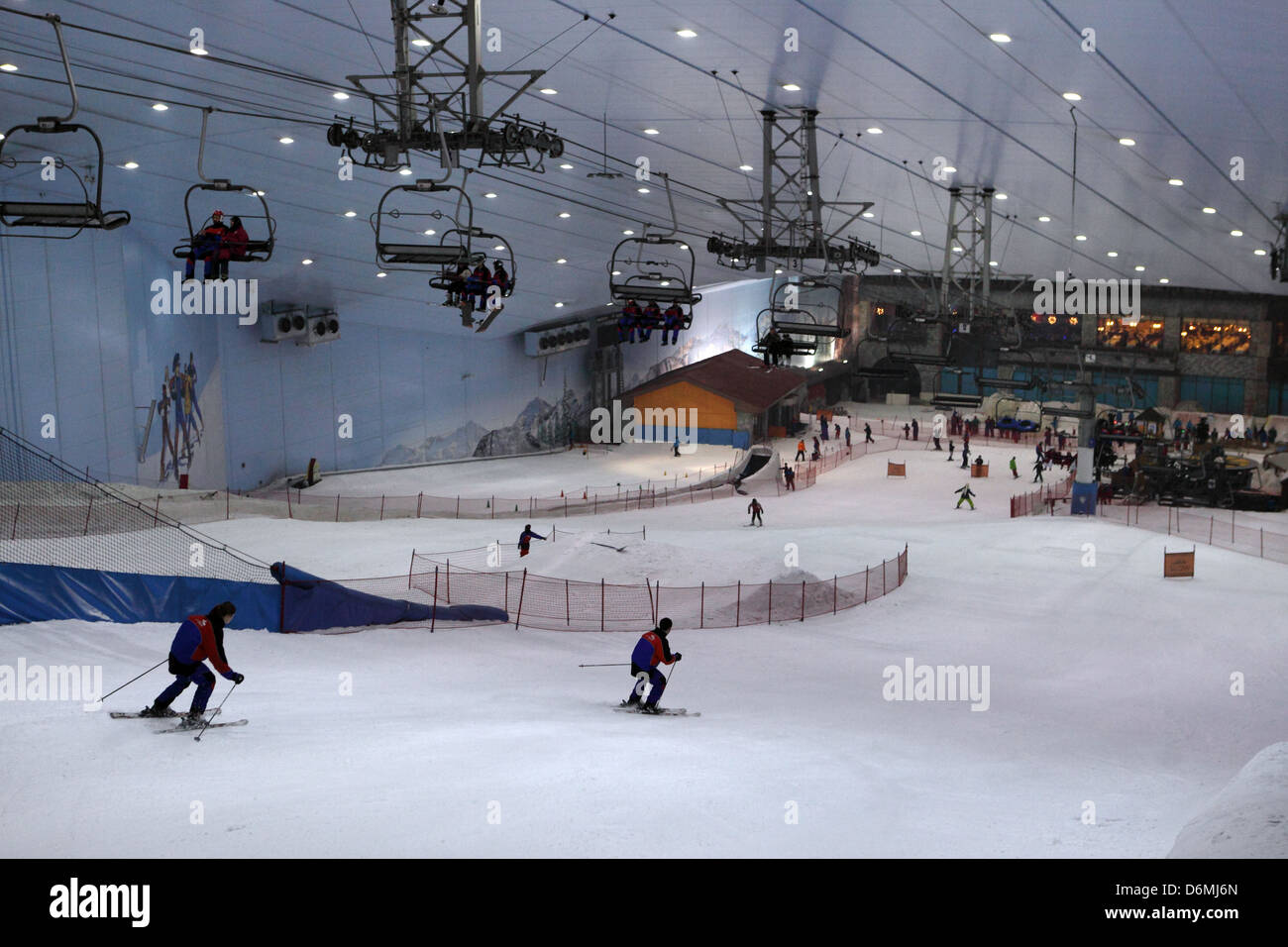 Dubai, Vereinigte Arabische Emirate, Ski Dubai, die indoor-Skipiste in der Mall of the Emirates Stockfoto