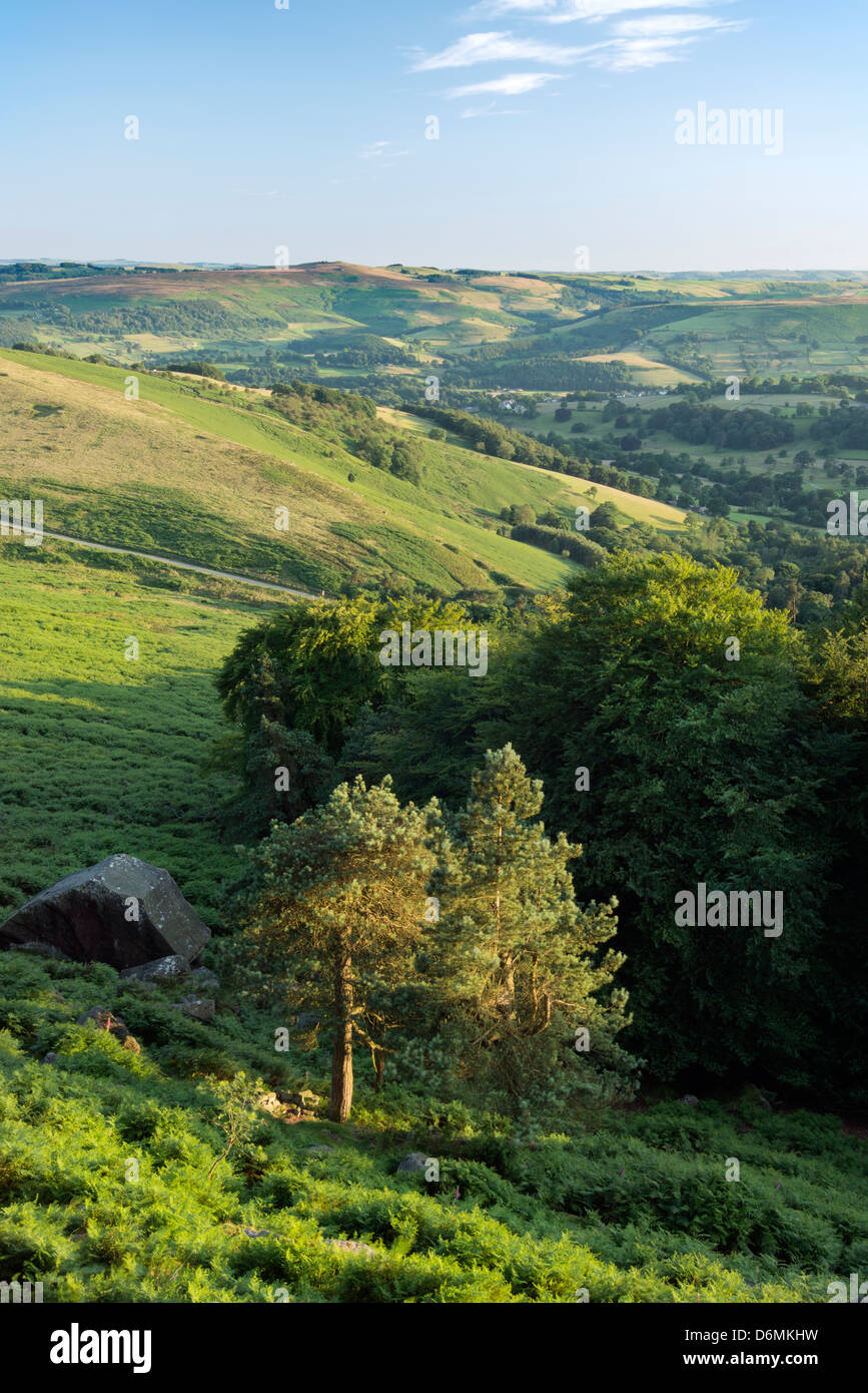Blick vom Stanage Edge, der Peak District National Park. Stockfoto