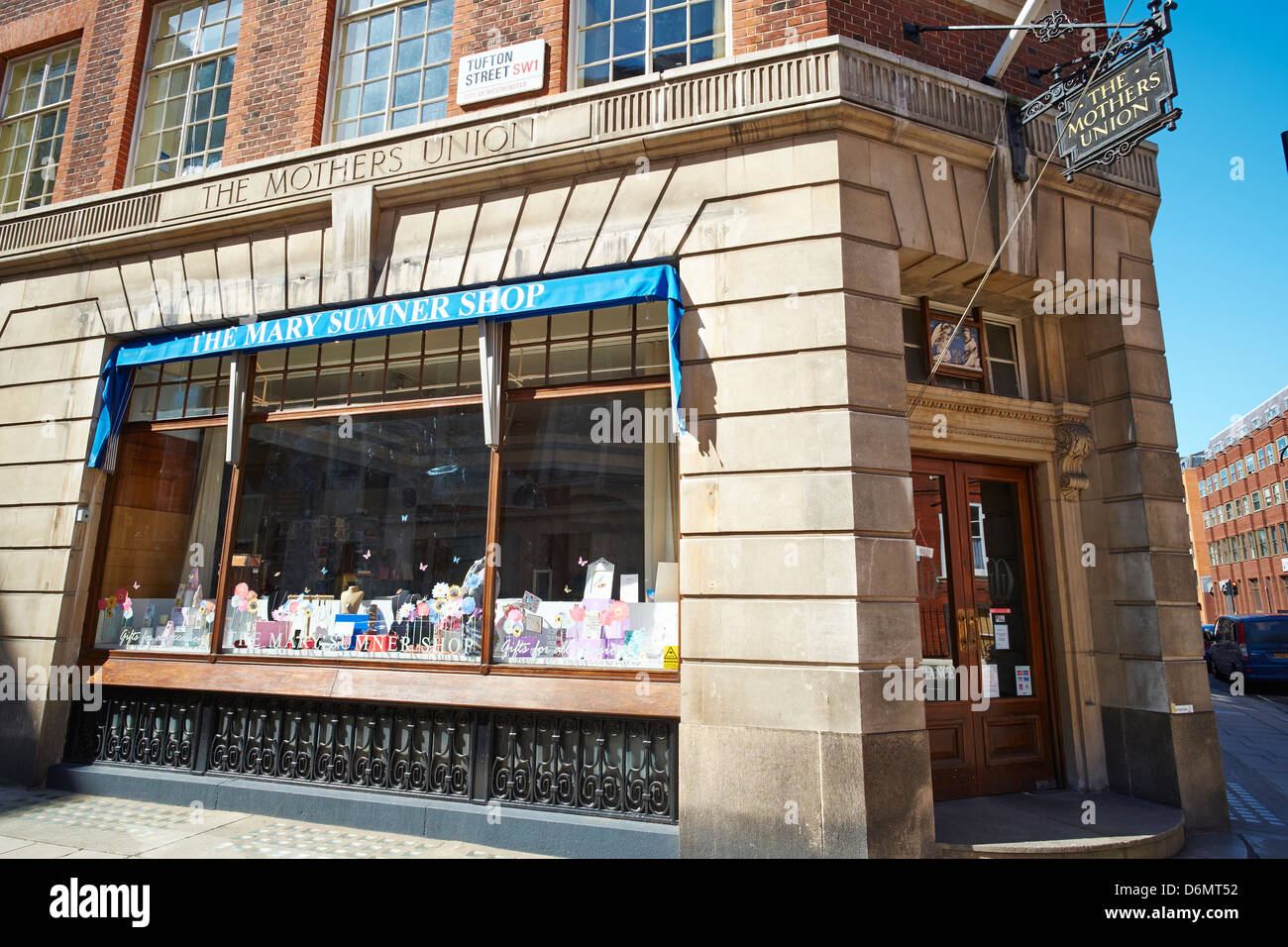 Die Mary Sumner Shop, der die Mütter Union Tufton Street Westminster London UK gründete Stockfoto