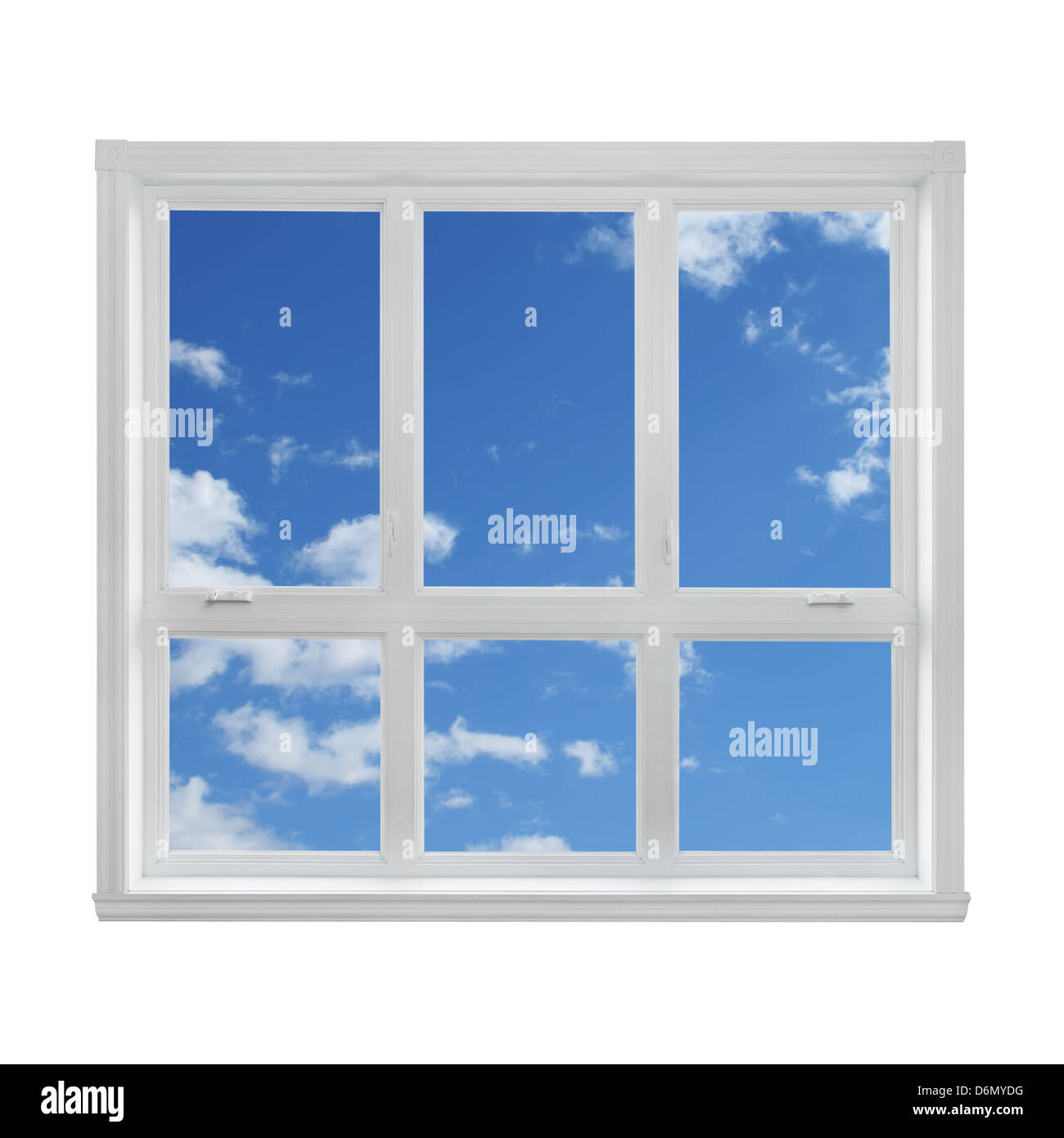 Blauer Himmel mit Wolken, die durch das Fenster gesehen. Stockfoto