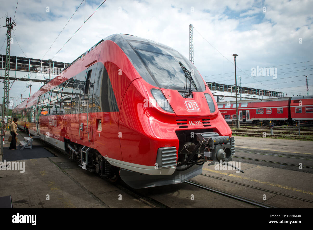 Berlin, Deutschland, Präsentation der neuen TALENT 2-Züge der Deutschen Bahn Stockfoto