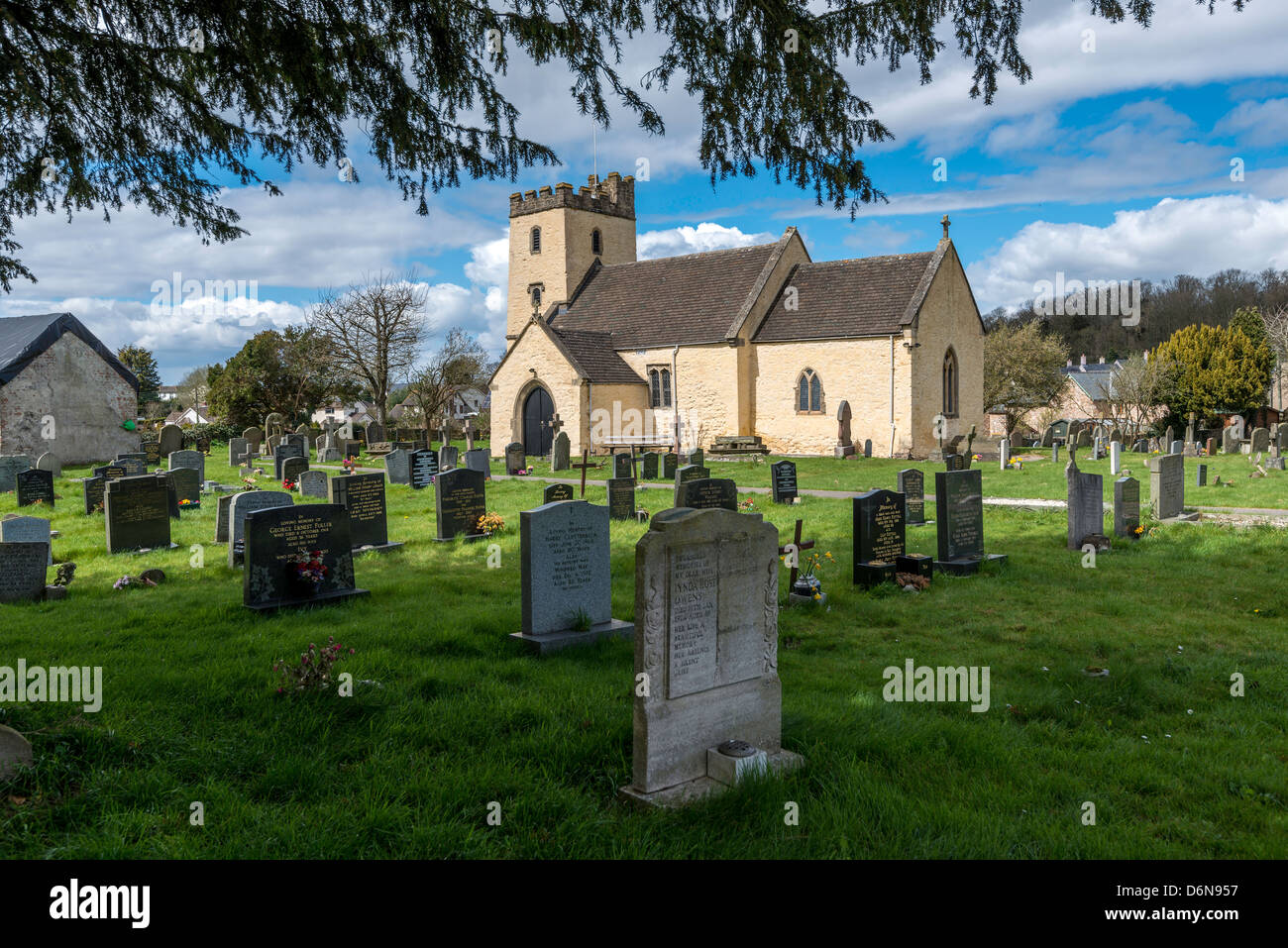 PFARREI KIRCHE ST MARY AT PORTSKEWETT MONMOUTHSHIRE AUF Z-EBENEN AN DER SEVERN-MÜNDUNG. Monmouthshire Wales UK Stockfoto