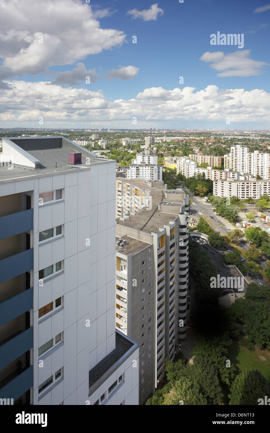 Berlin, Deutschland, Gropius Stadtübersicht über der höchsten Wohnturm IDEAL Stockfoto