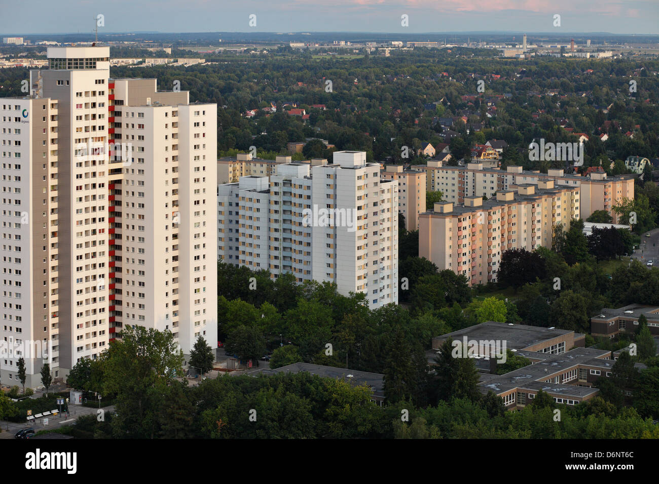 Berlin, Deutschland, Wohngebäude der Gropius-Stadt in Neukölln Stockfoto