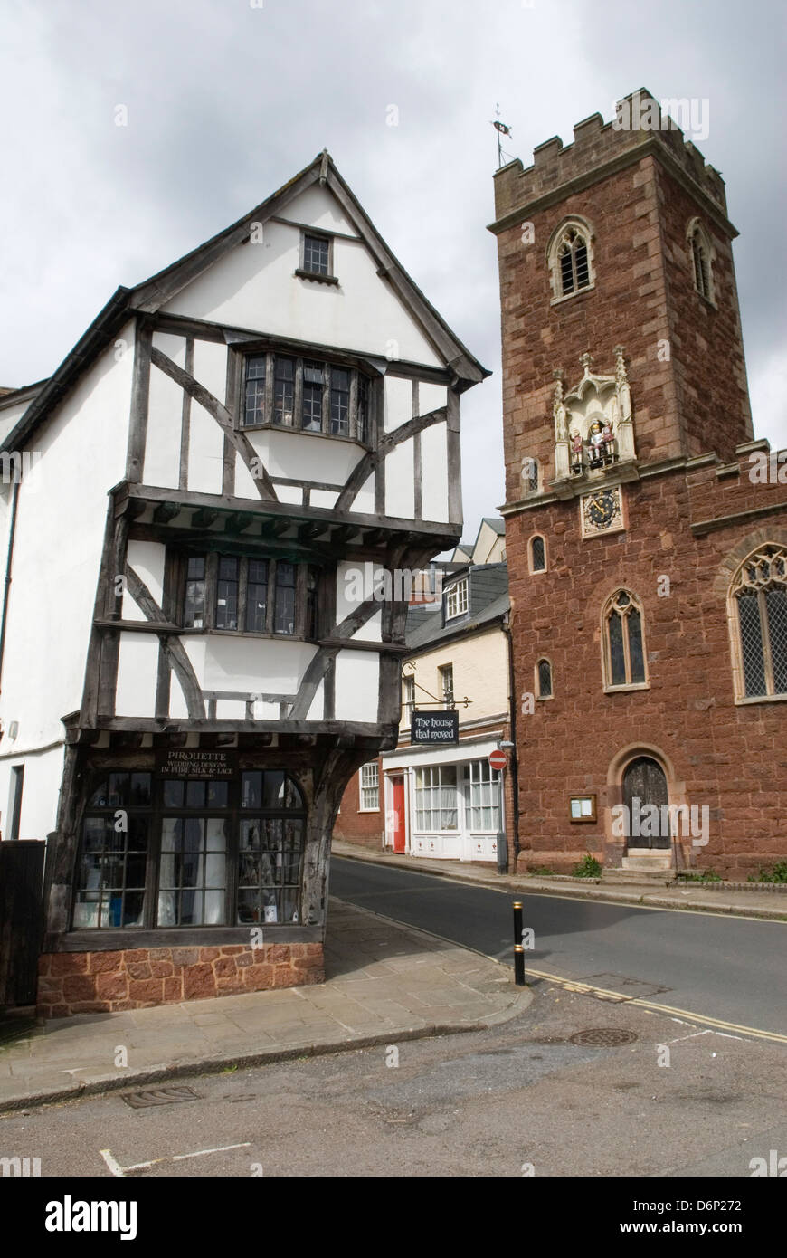 Exeter The House, die die Pfarrei Kirche von St Saint Mary Steps verschoben. Devon UK. Weststraße, Website von der West Gate.  HOMER SYKES Stockfoto