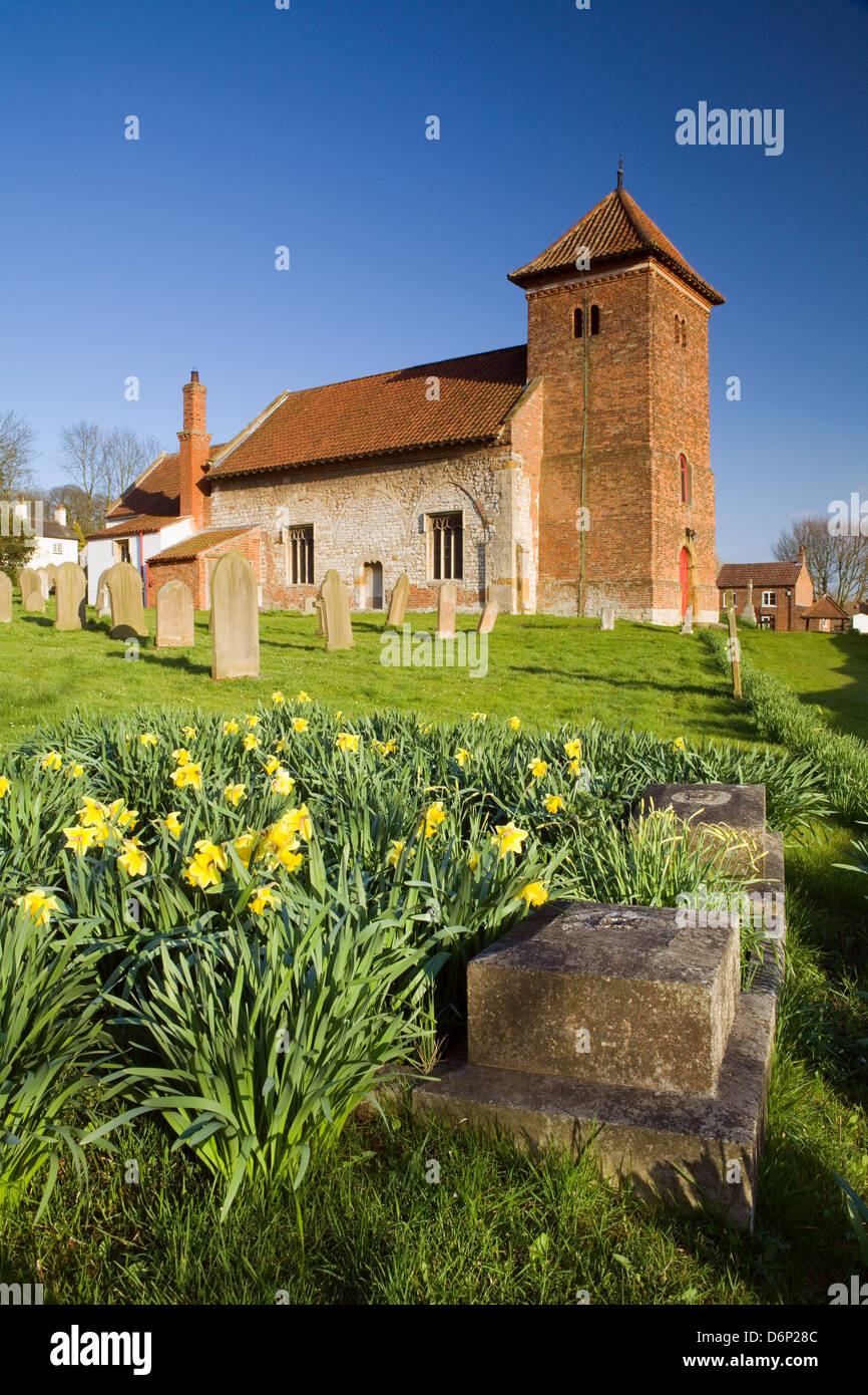 St.-Andreas Kirche im Dorf Bonby an einem Frühlingsabend. North Lincolnshire, England. April. Stockfoto