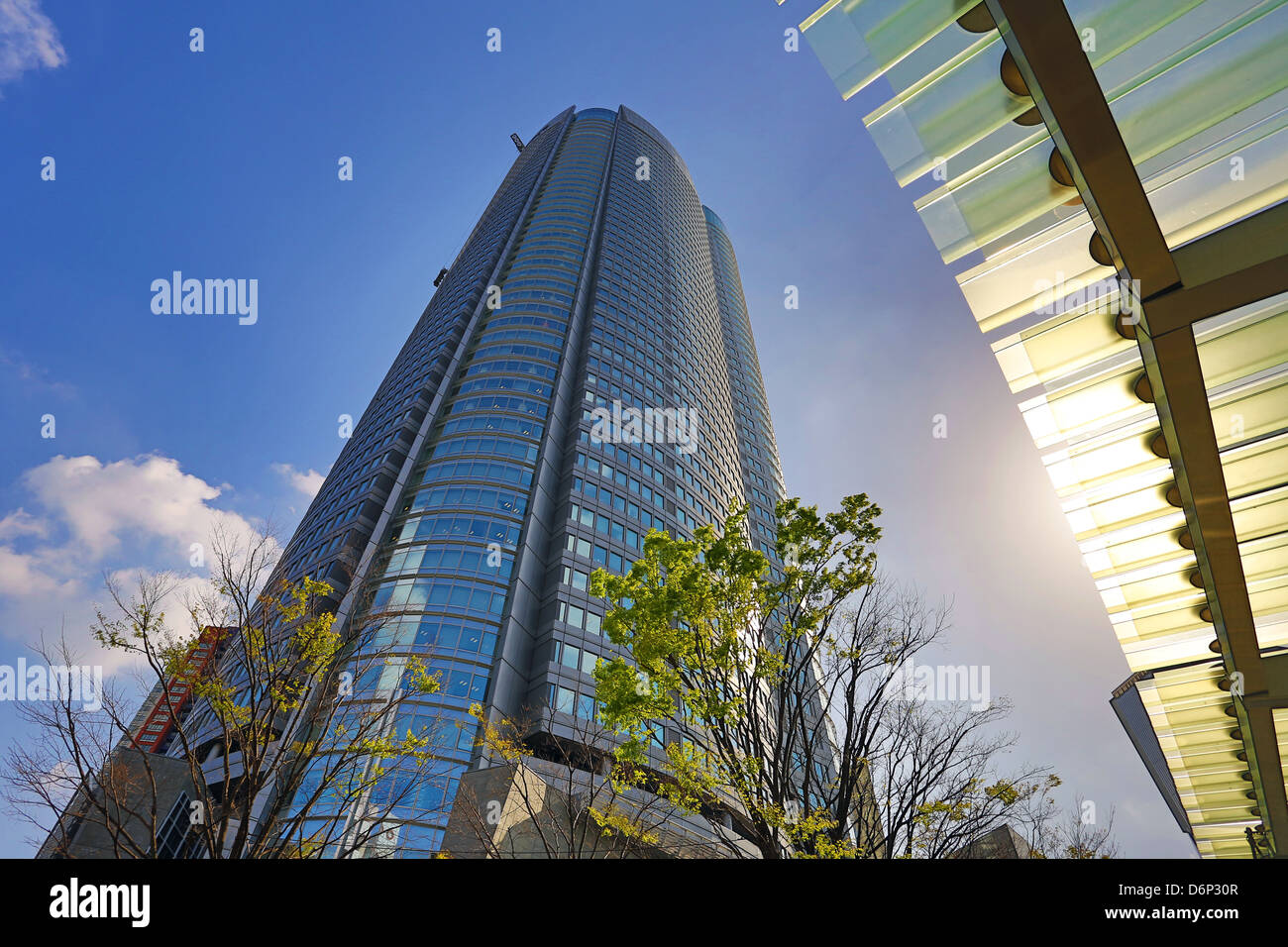 Mori Tower high-Rise Bürohaus in Roppongi Hills in Tokio, Japan Stockfoto