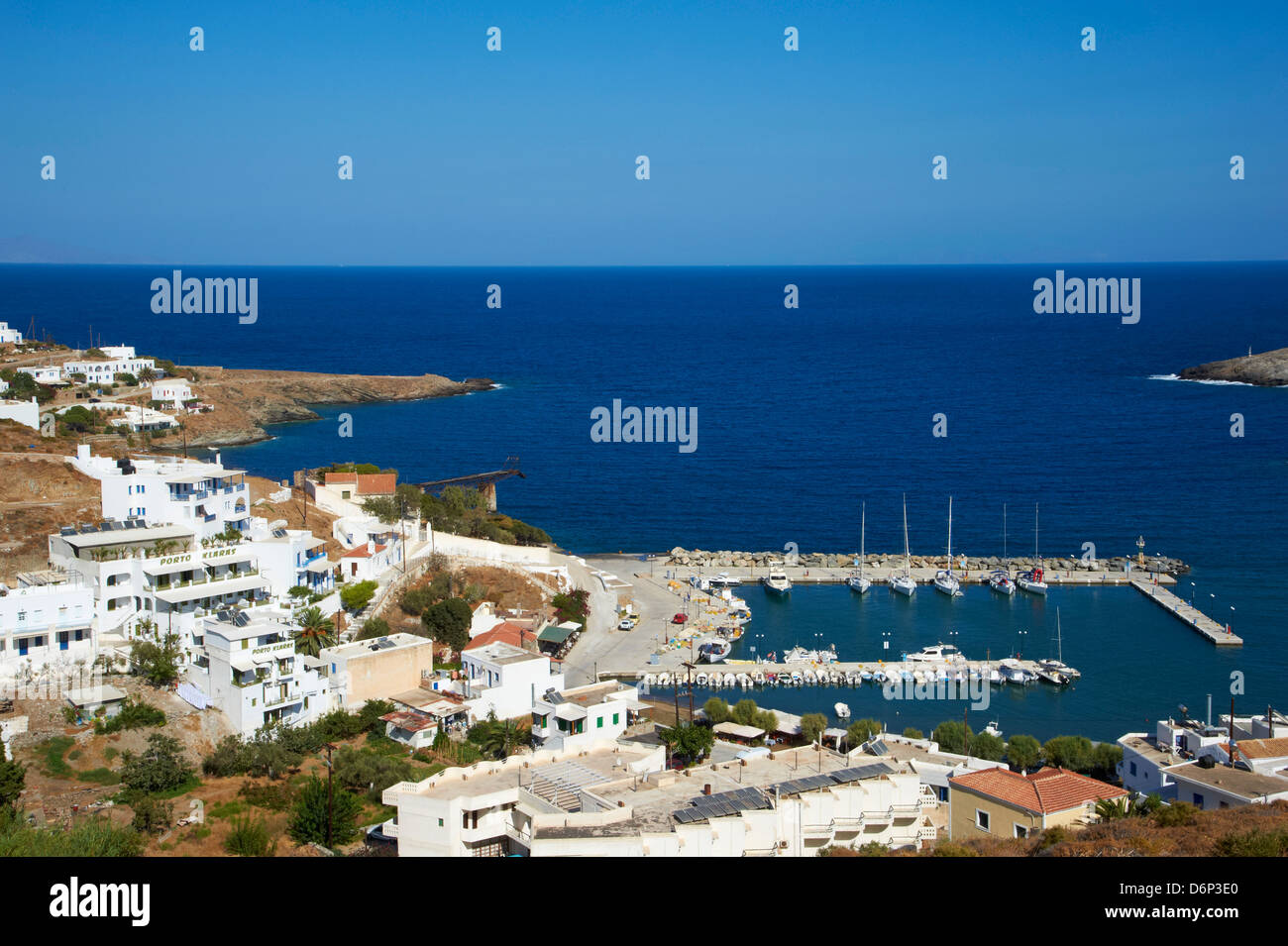 Loutra Dorf, Kythnos, Kykladen, griechische Inseln, Griechenland, Europa Stockfoto