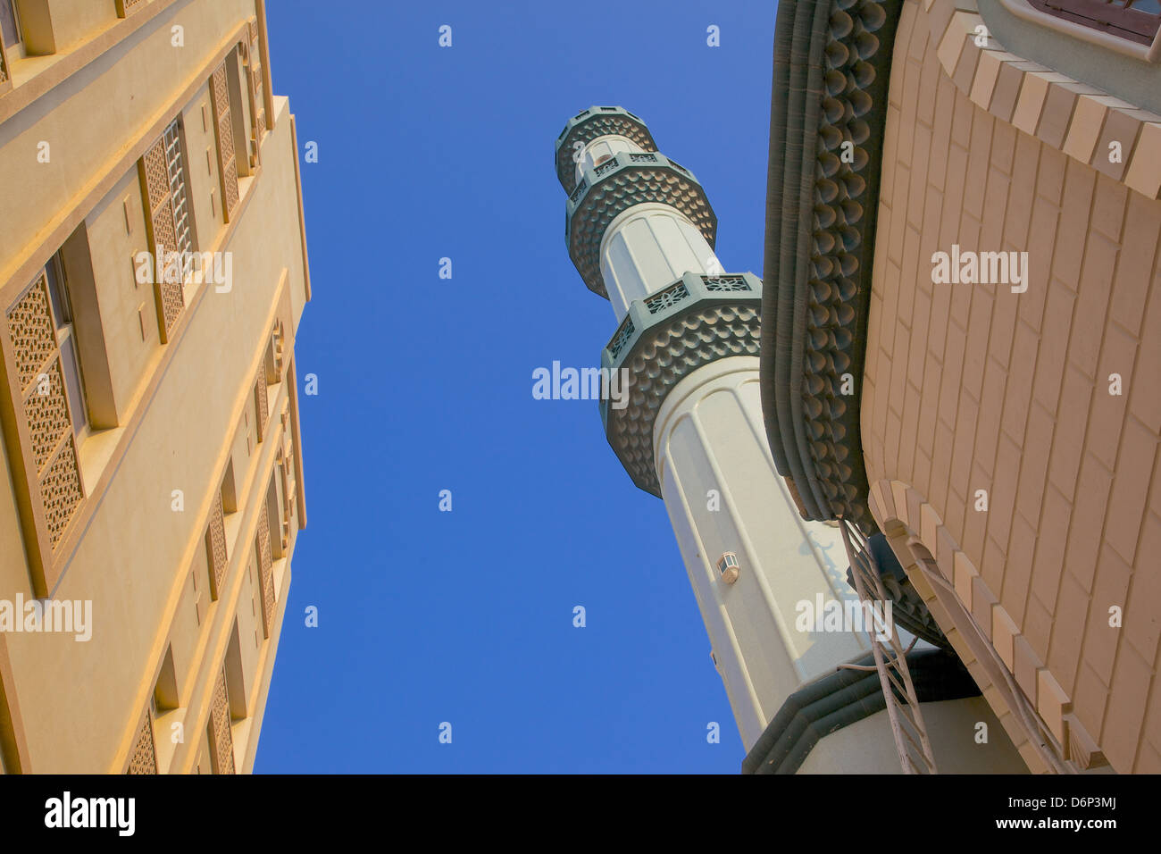 Moschee in der Nähe der Deira Souk, The Creek, Dubai, Vereinigte Arabische Emirate, Naher Osten Stockfoto