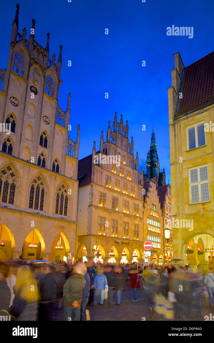 Historisches Rathaus am Prinzipalmarkt in Münster, Nordrhein-Westfalen, Deutschland, Weihnachten, Europa Stockfoto