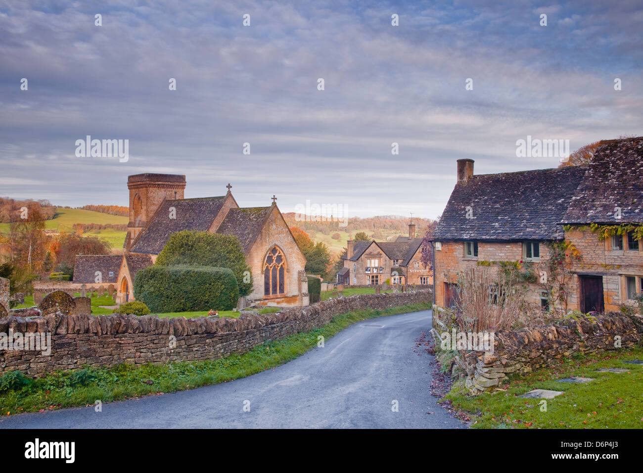 Die Kirche St. Barnabas im Cotswold Dorf Snowshill, Gloucestershire, England, Vereinigtes Königreich, Europa Stockfoto
